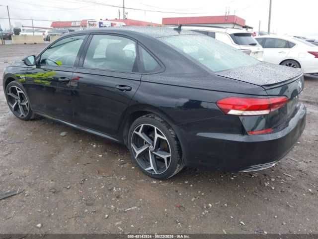 2021 Volkswagen Passat R-Line