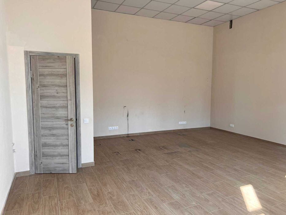 Оренда комерційного приміщення з ремонтом, центр Бучі, 37,м2