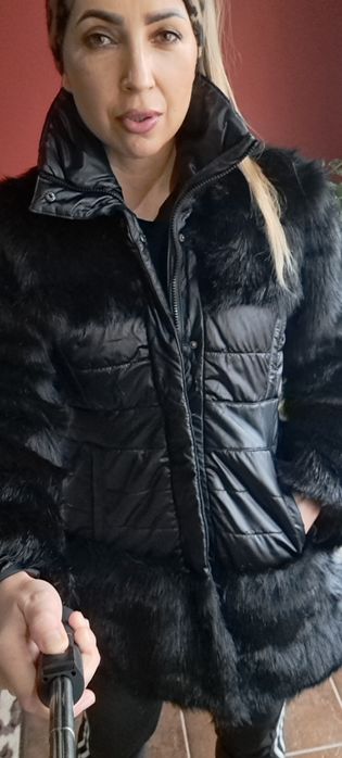 Płaszcz zimowy damski  kurtka z futerkiem rozmiar s