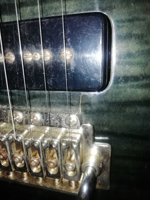 Guitarra Hagstrom Ultralux XL-2P, padrão Cosmic Black Burst