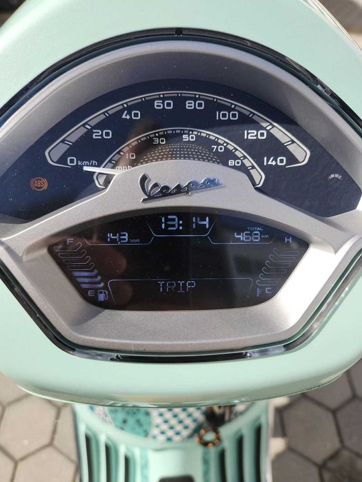 Vespa Batik – Série Limitada | Como Nova!