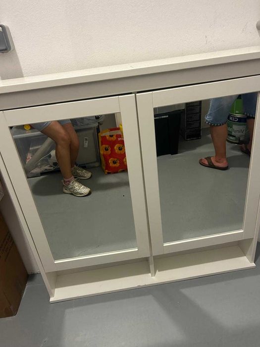 Vendo Móvel de Casa de Banho em bom estado