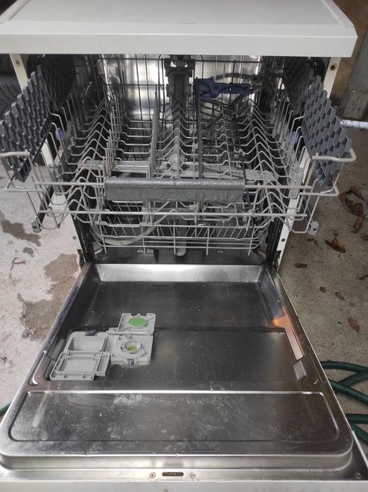 Zmywarka Beko DFN 26220W uszkodzona