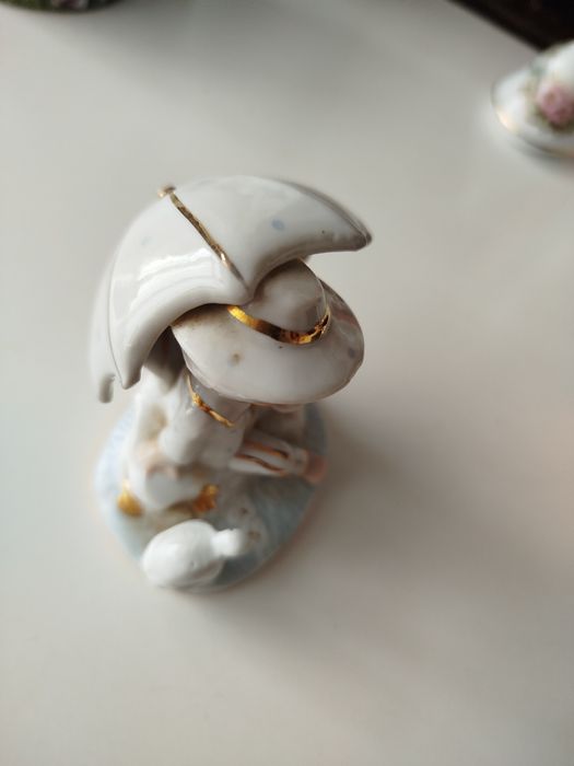 Boneco de porcelana