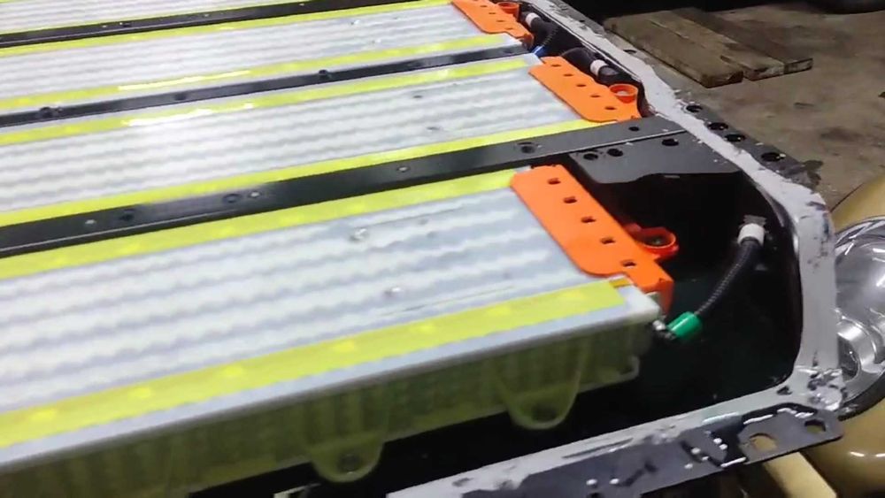 Батарея Tesla Model Y 82 kWh 2023 року - продаж по частинах