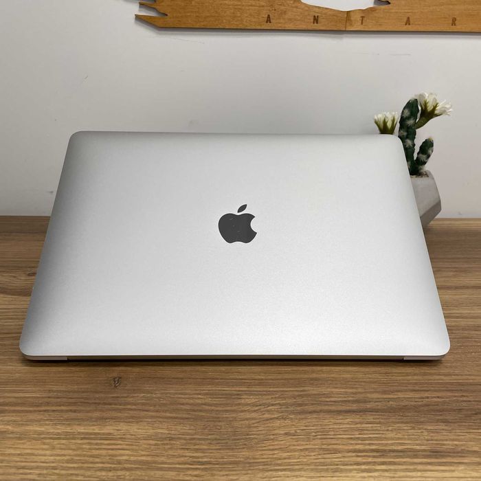 Apple MacBook Air 13 A2337 M1 8GB 256GB SSD Klasa A- Silver Gwarancja