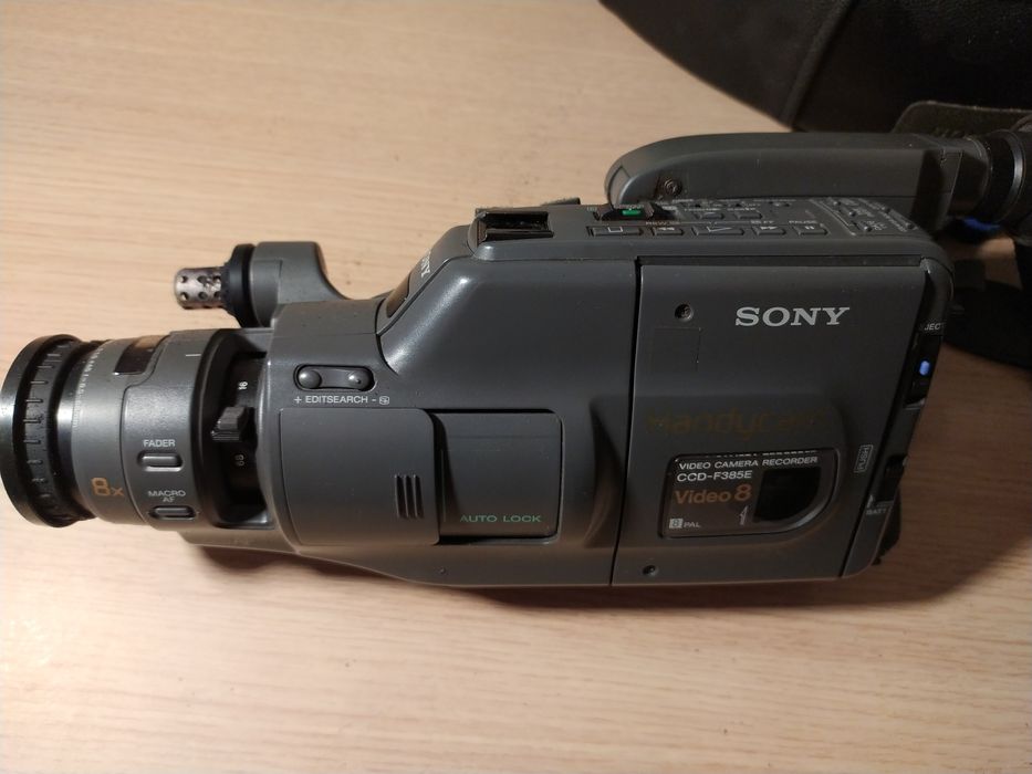 Câmara Vídeo 8 Antiga para colecionador, não sei sei funci