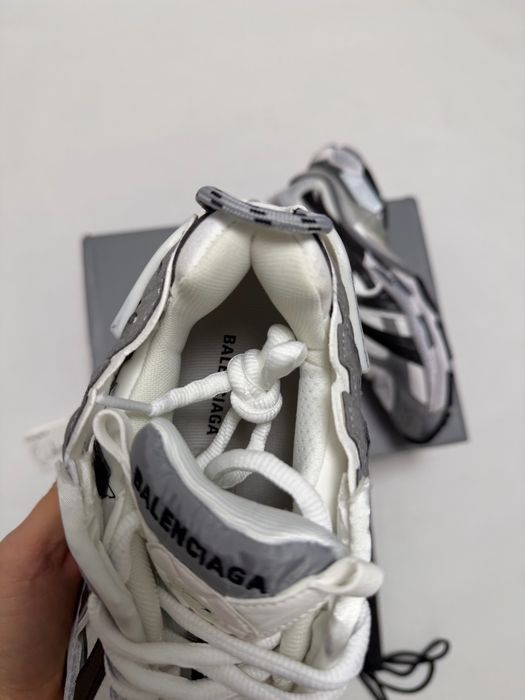 кроссовки кросівки Balenciaga Runners white grey  41 42