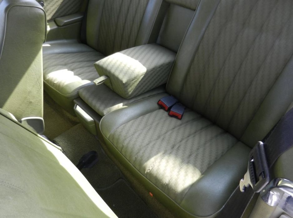 Mercedes W123 Coupe 230