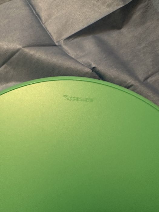 Três estações Tupperware437929090839357441