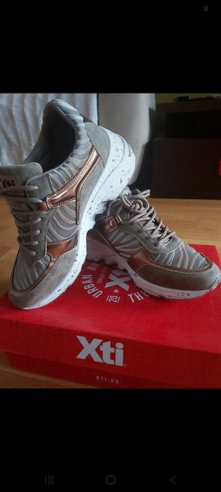 Buty  Nowe sneakersy