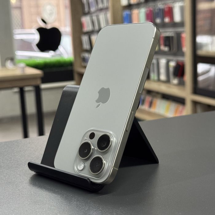 iPhone 15 Pro Natural Titanium 256 GB Магазин / Гарантія