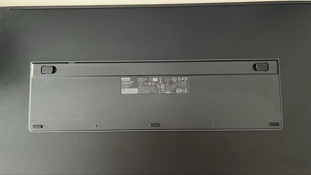 Teclado sem fio recarregável profissional Lenovo - Layout Português