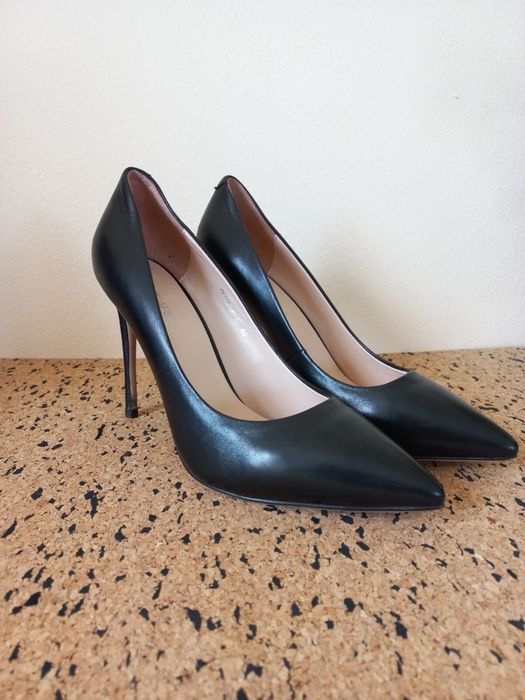 Шкіряті туфлі ATTIZARE