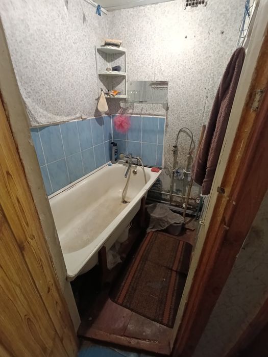 2 комнатная квартира Горишние Плавни