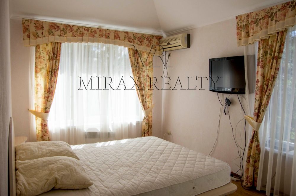 Продаж будинку 208 м² серед сосен біля моря — Коблево Без комісії