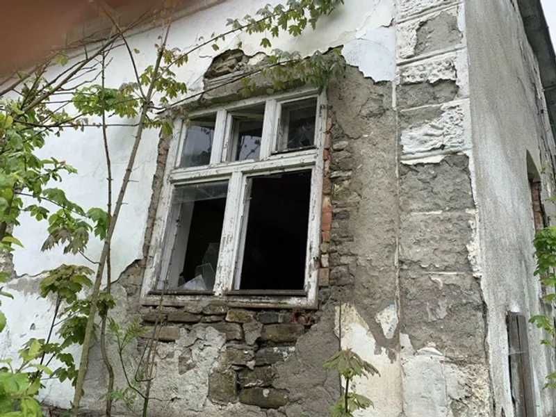 ПРОДАЖ - Нежитлове приміщення, загальною площею 169,7 кв.м. с. Ізки