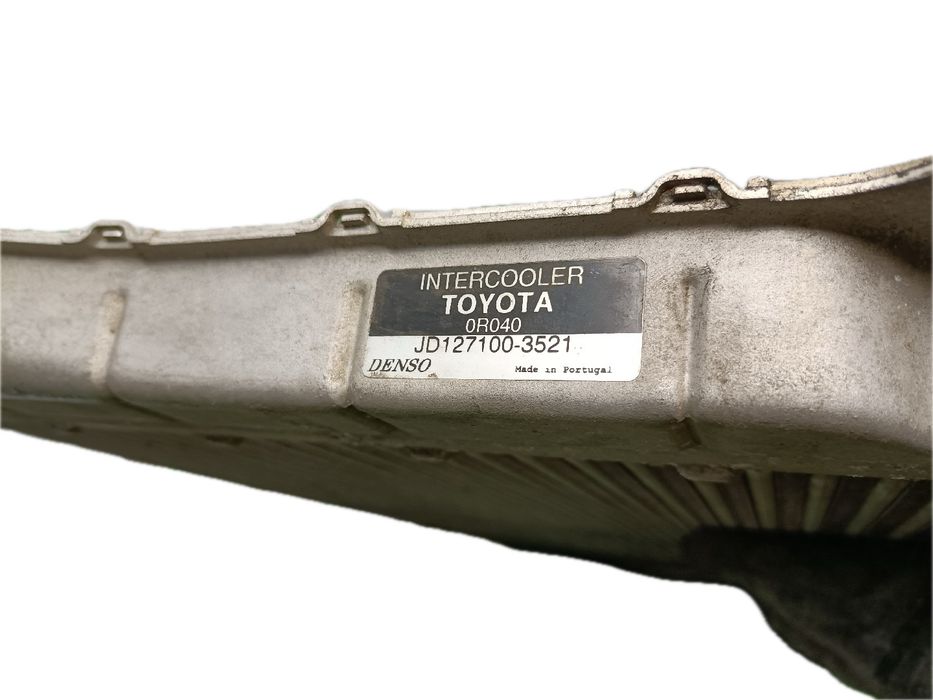Radiador do intercooler TOYOTA Auris Hatchback (_E18_)