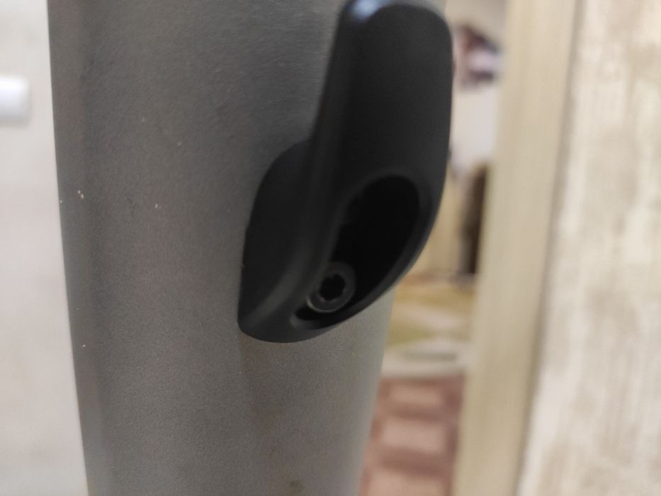 Электросамокат Ninebot ES1 ES2 Es3 ES4 крючок, крюк, вешалка, детали