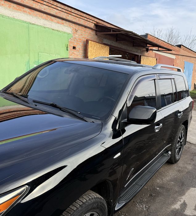 Lexus LX570 2008 года