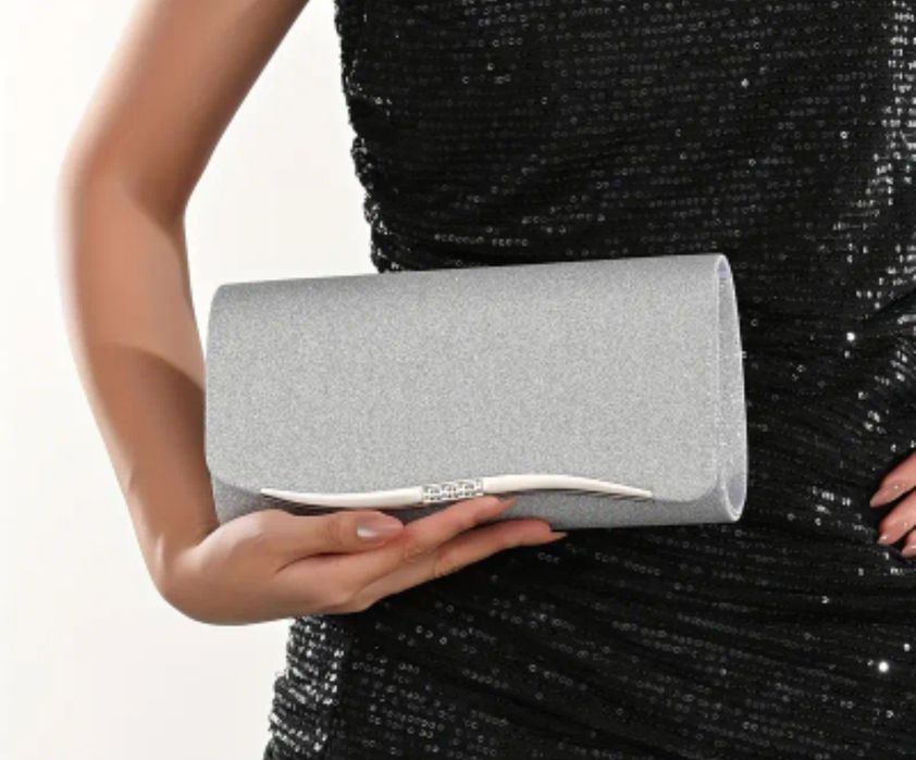 Nowa torebka wizytowa