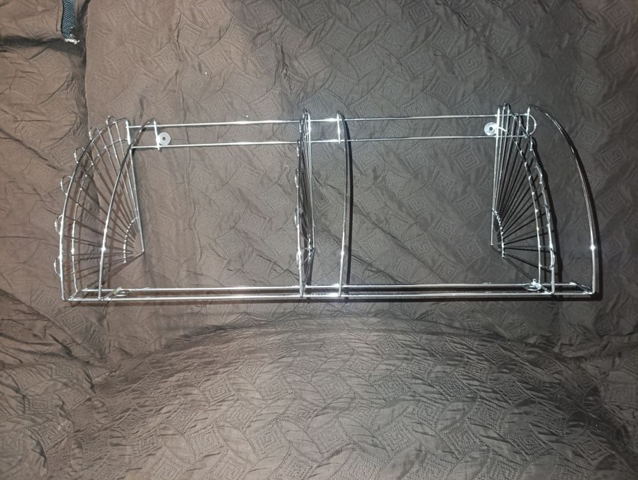 Кутова поличка у ванну