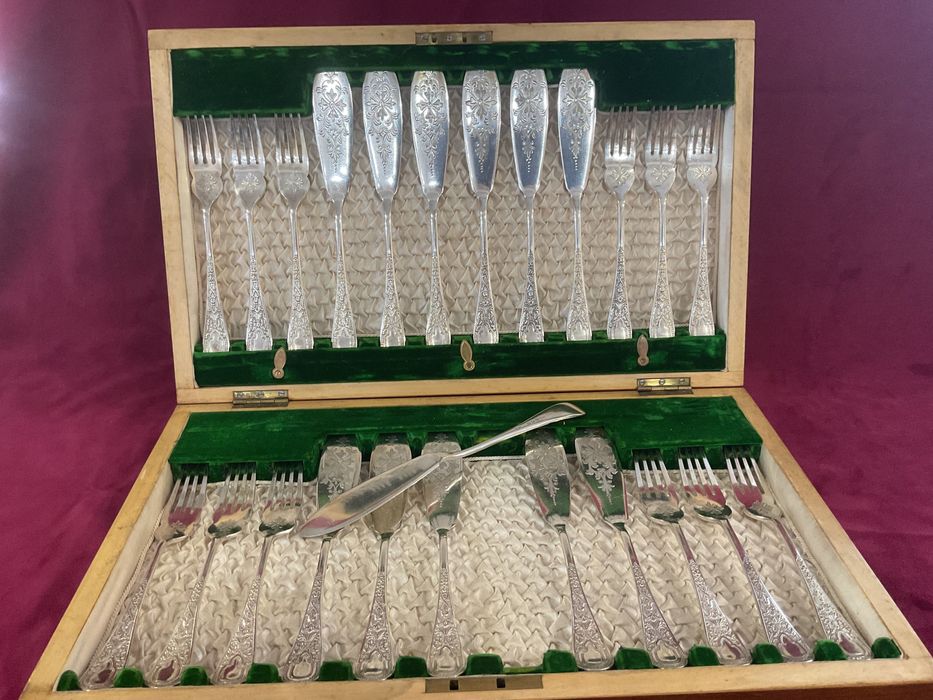 Serviço de talheres peixe banhado a prata 24 peças