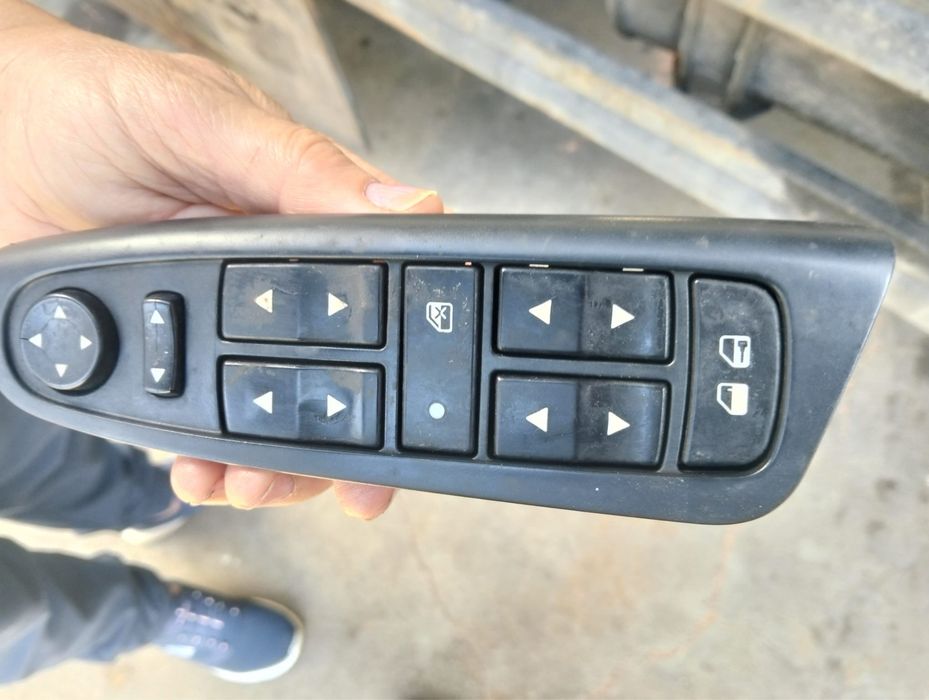 Comando dos vidros fiat stilo 1.9 jtd