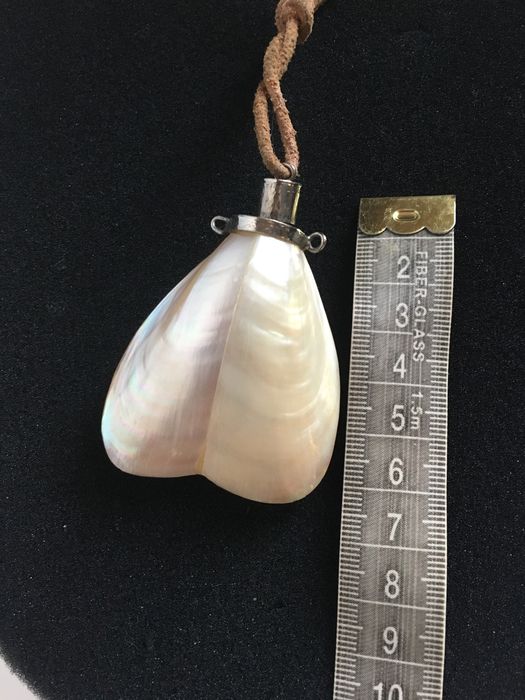 Кулон ароматница натуральный перламутр