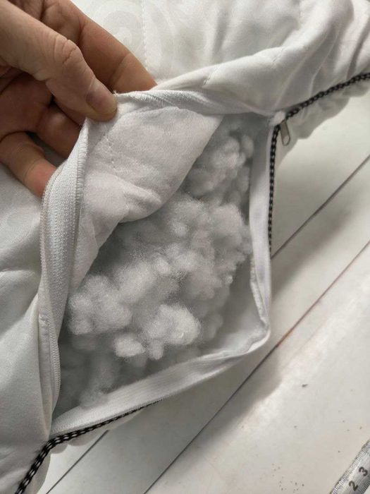 Подушка  опт.  "Silver Eco" - 50x70 Подушка "Platinum" - 50x70