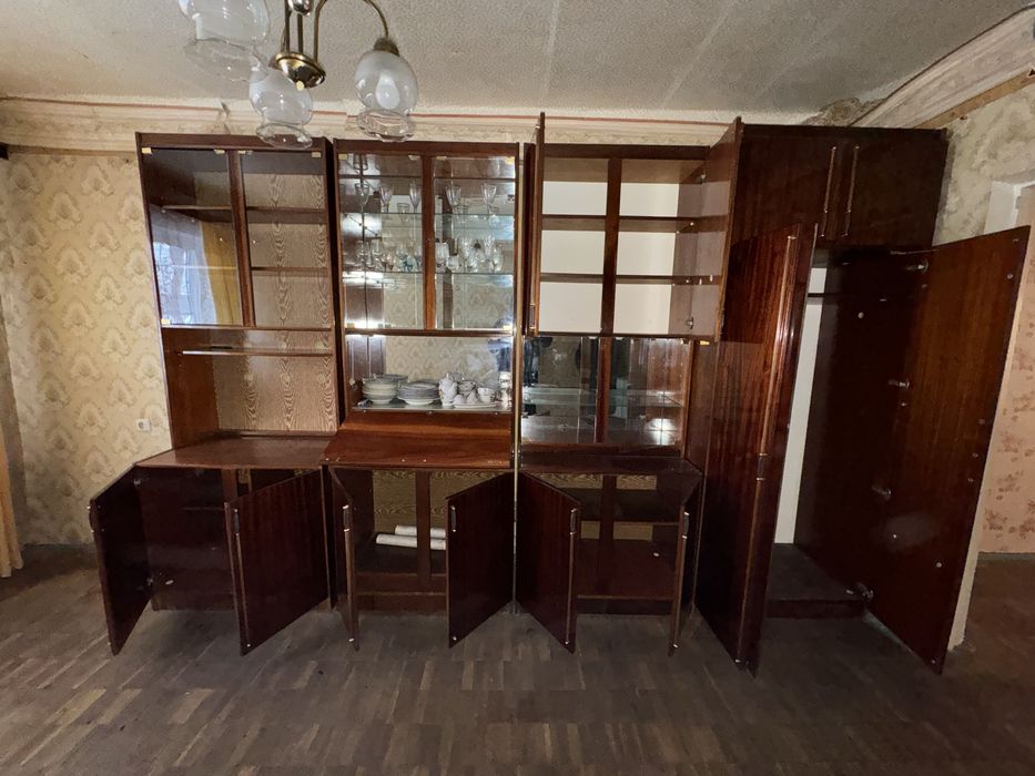 Мебельная Стенка в отличном состоянии