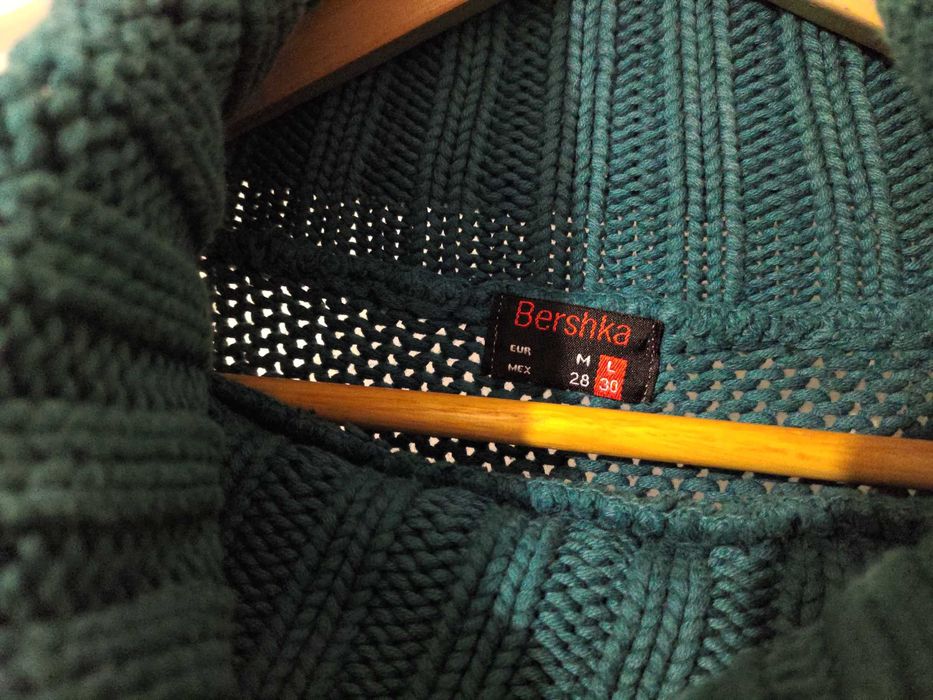 Camisola gola malha Bershka L