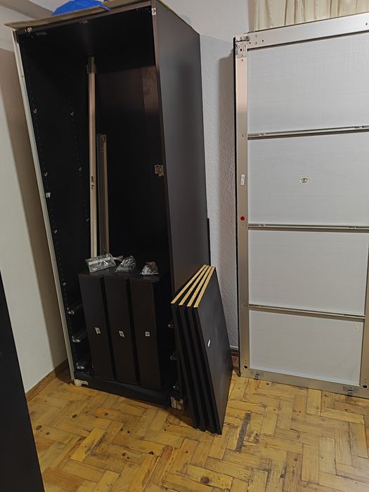 Roupeiro espelhado PAX  AULI