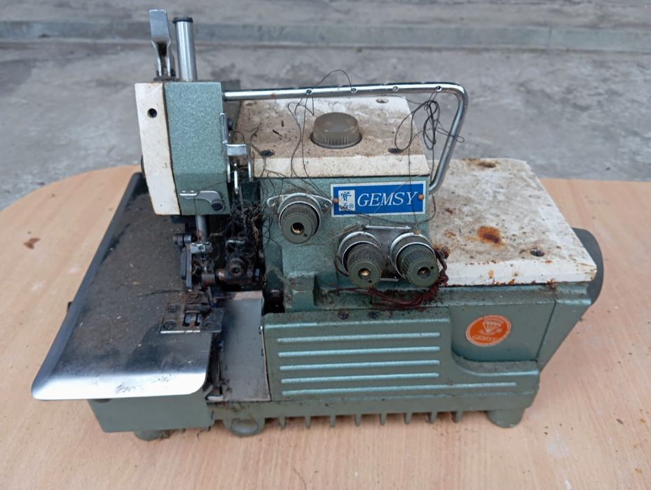 Швейное оборудование оверлок 3х ниточный