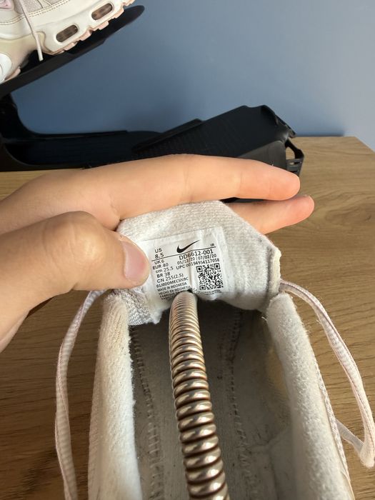 Кросівки Nike Air Max Plus TN, розмір 40 (25,5 см устілка), оригінал