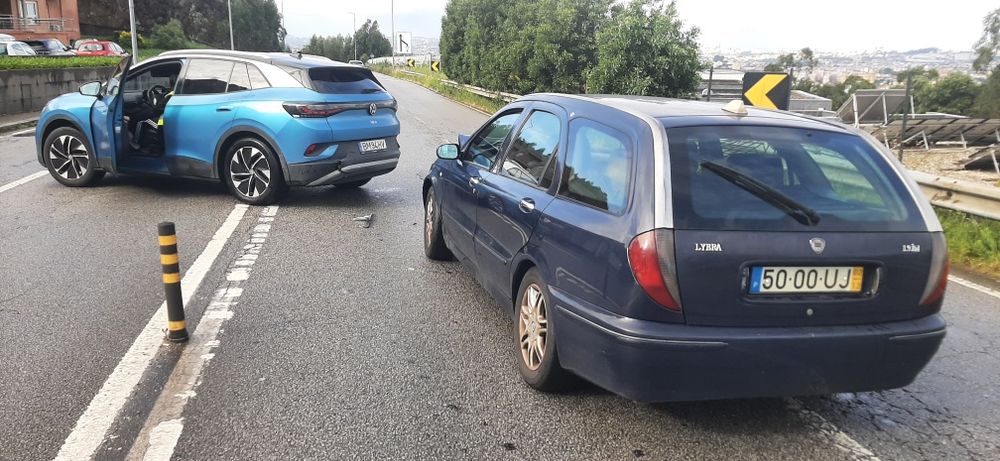 Lancia Lybra 1.9 jtd melhor oferta , completa ou às peças
