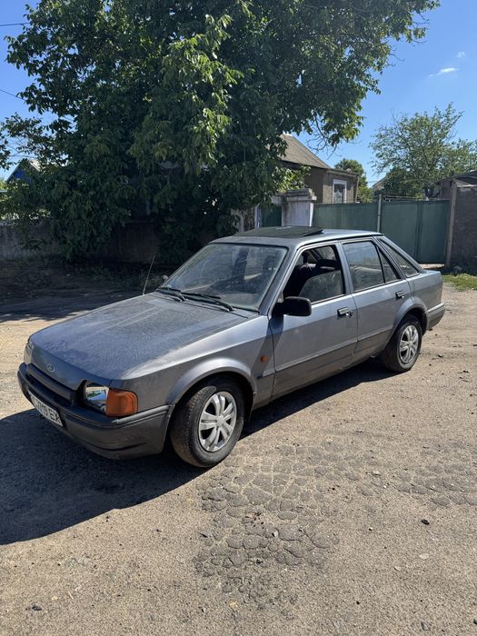Ford Escort 1.3..