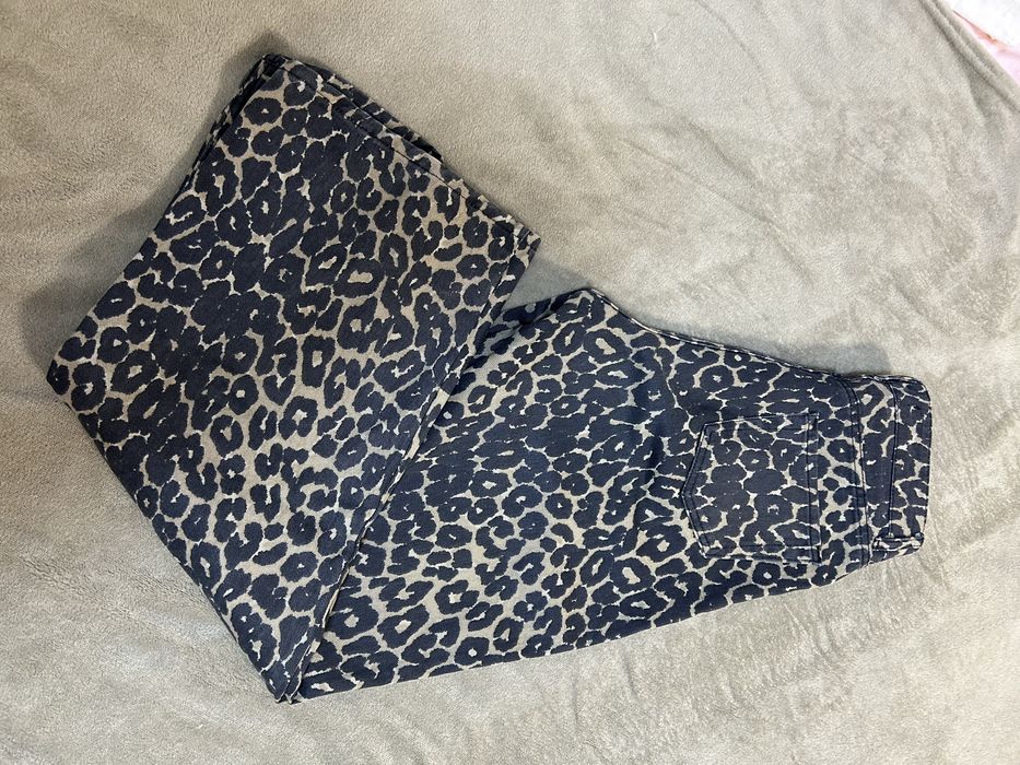 Леопардові джинси штани