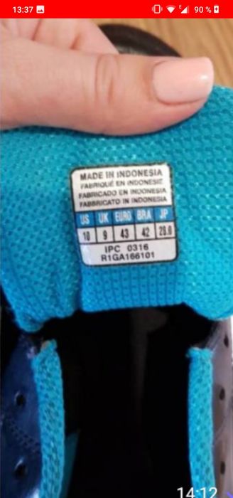 Бутсы mizuno  43 размер оригинал