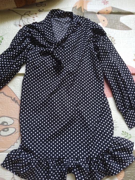 Сукня жіноча чорна в горошок