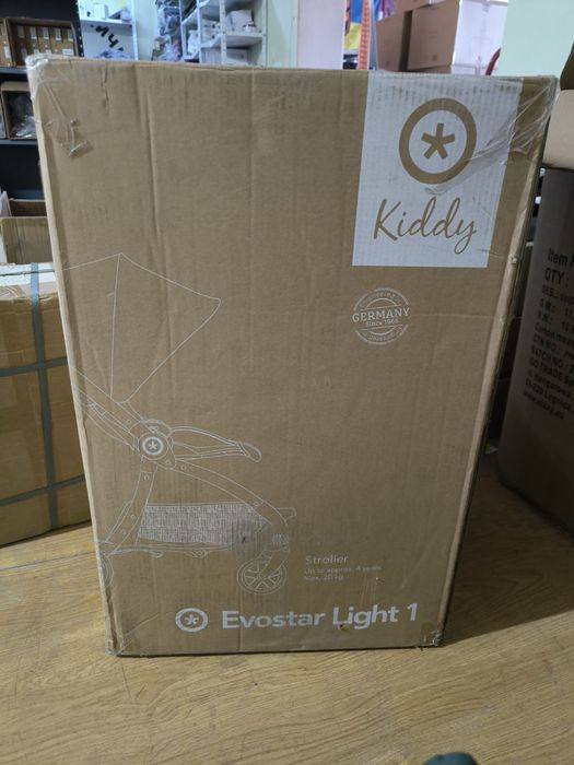 Kiddy evostar light 1 RED з реверсивним блоком