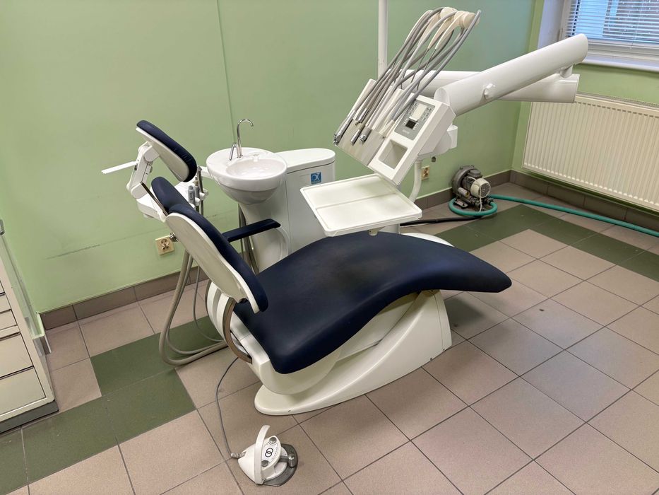 Unit stomatologiczny Chirana Dental (Chiradent) 170
