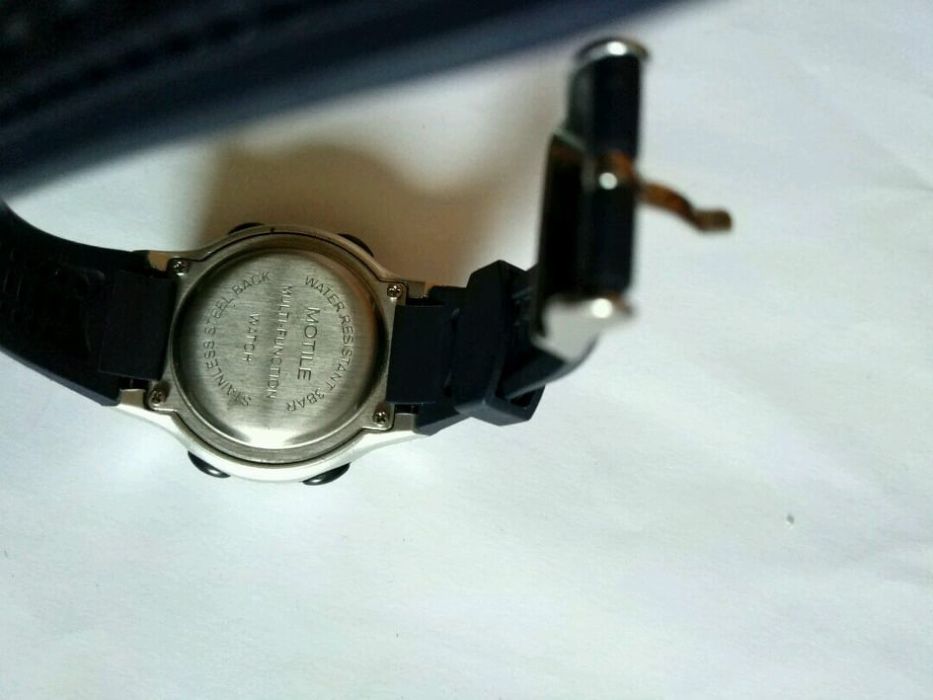 Relógio digital multifunções MOTILE64285046562435122