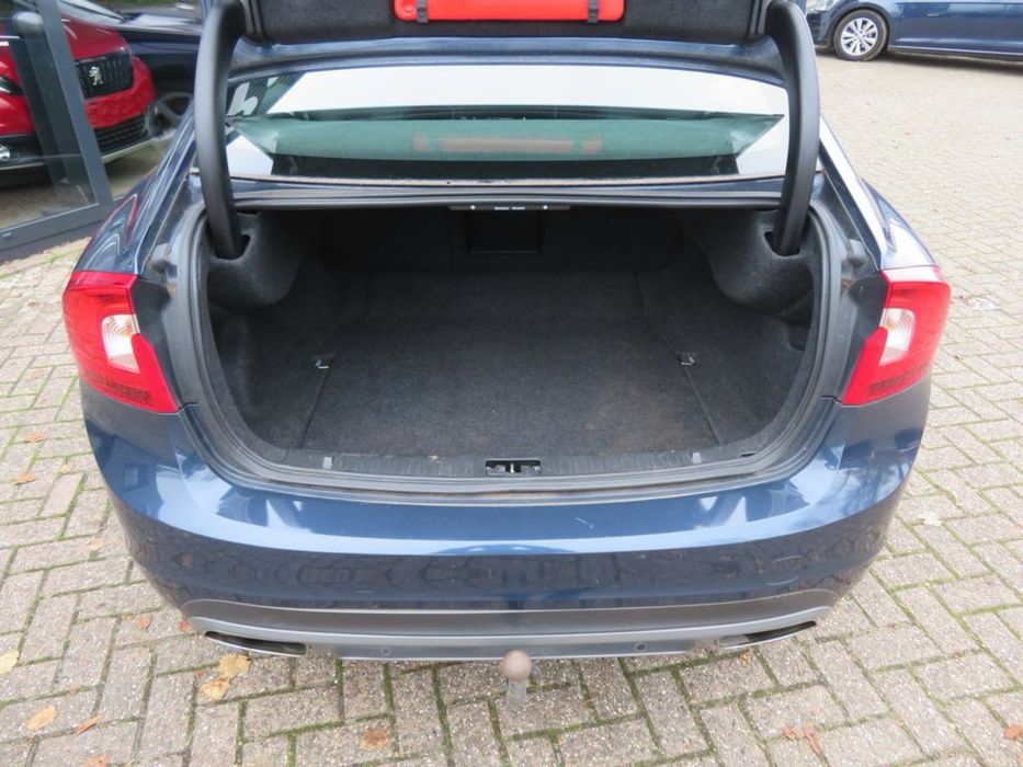 Volvo S60, versao D4, 2015, como novo, 210.000kms