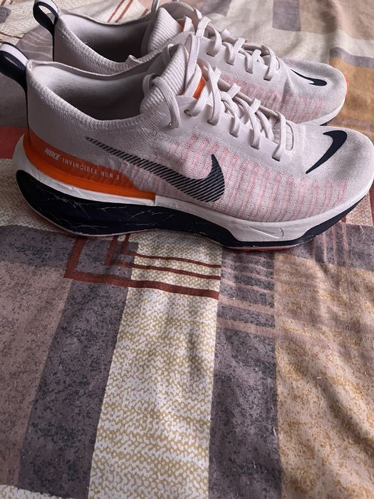 Оригинальные кроссовки Nike ZoomX Invincible Run Flyknit 3 (Размер 42.5 / 27 см)