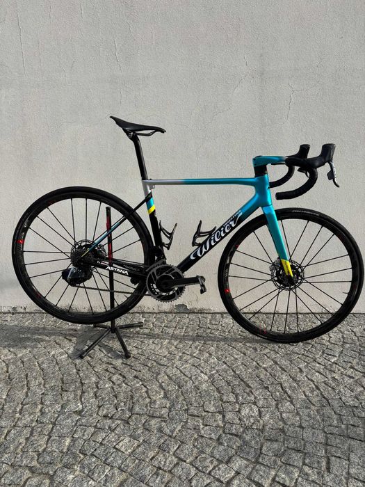 Wilier 0 SLR Astana SRAM Red eTap AXS 12v