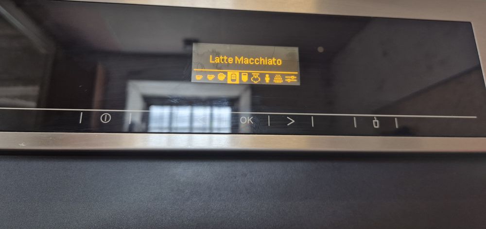 Miele CVA 5060 - Ekspres do kawy do zabudowy, Cappuccino, Latte, Inox
