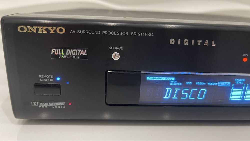 Midi wieża/ ONKYO® Surround Processor model : SR 211 PRO