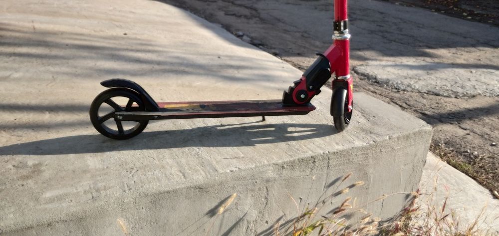 Двухколесный самокат "Cars", (Тачки)