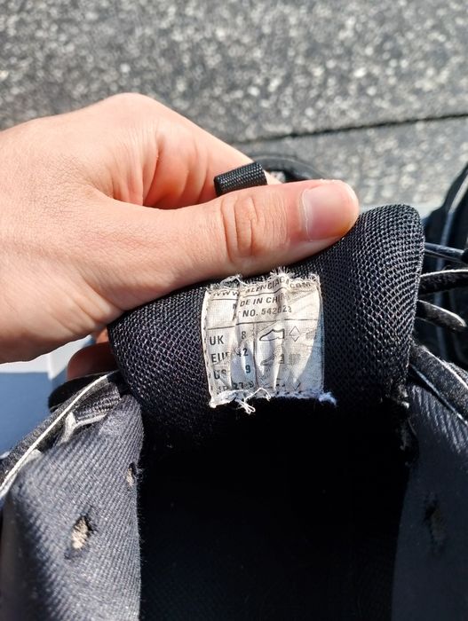 Balenciaga track 1